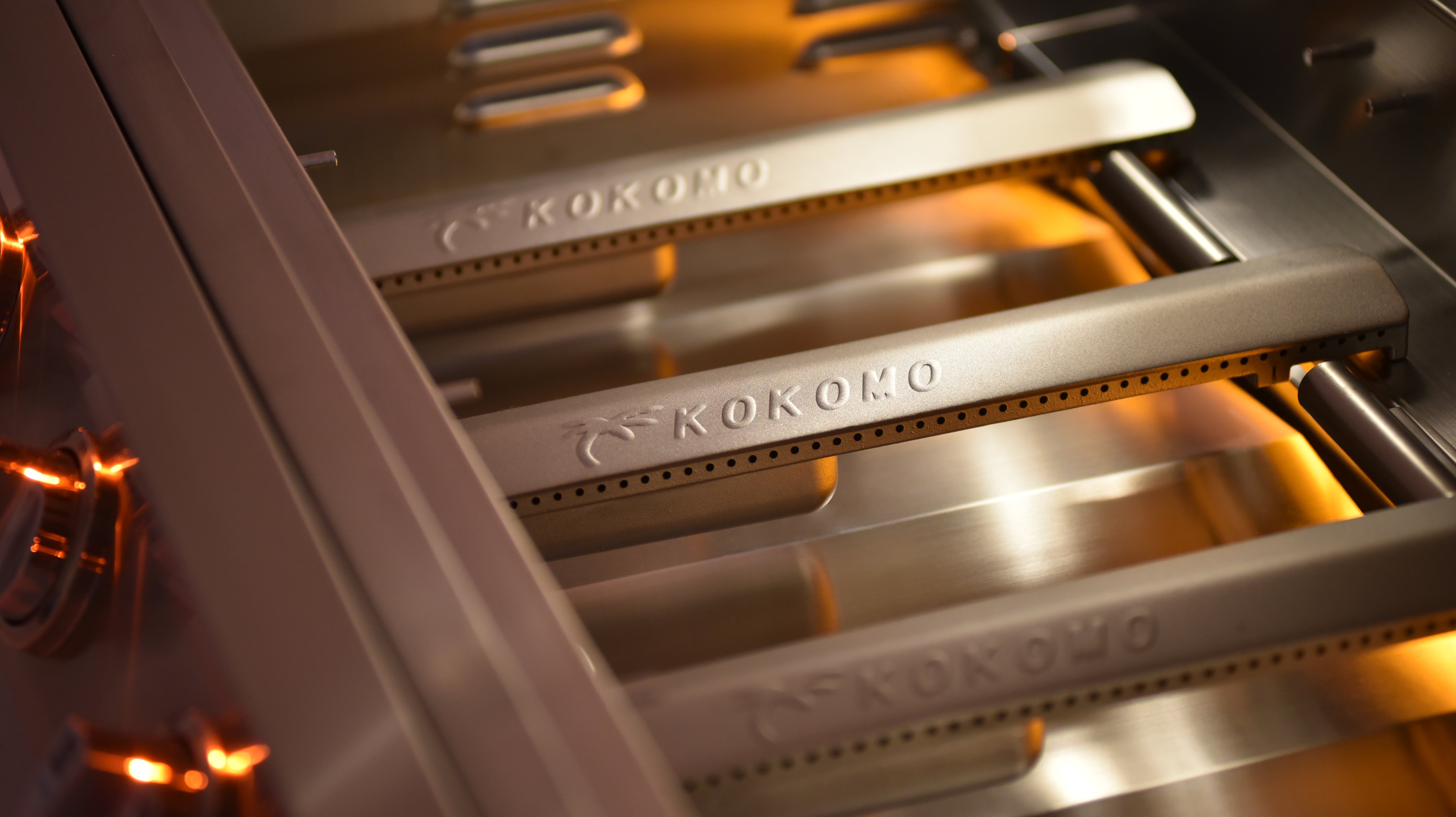 Kokomo Professional Series 4-Burner Gas Grill