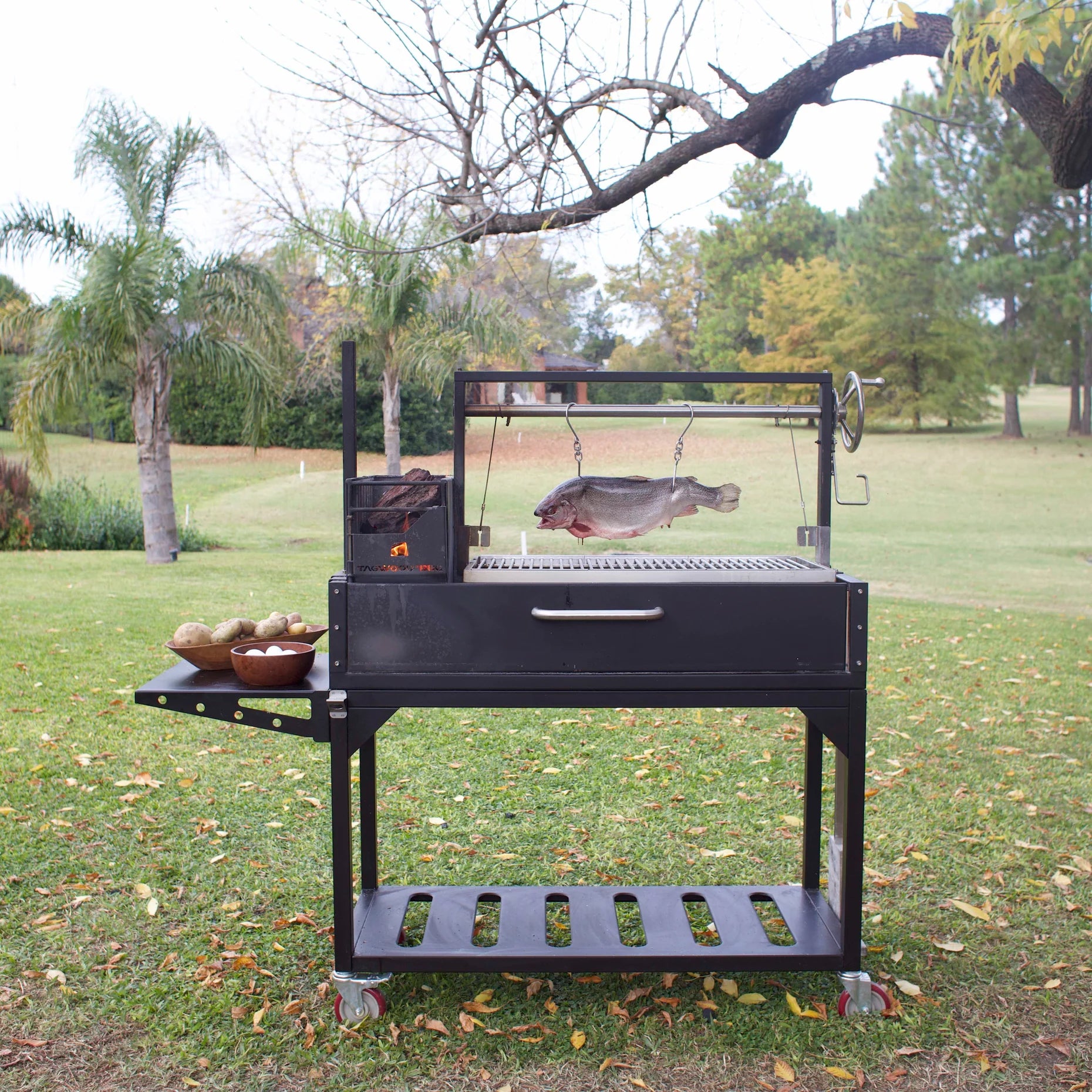 Tagwood Freestanding Santa Maria Grill