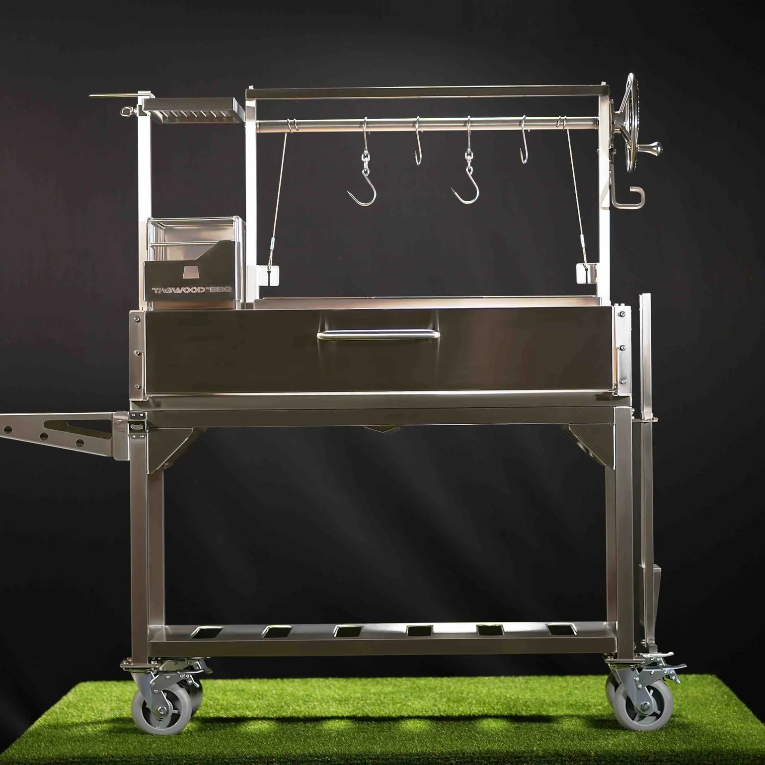 Tagwood Freestanding Stainless Steel Santa Maria Grill