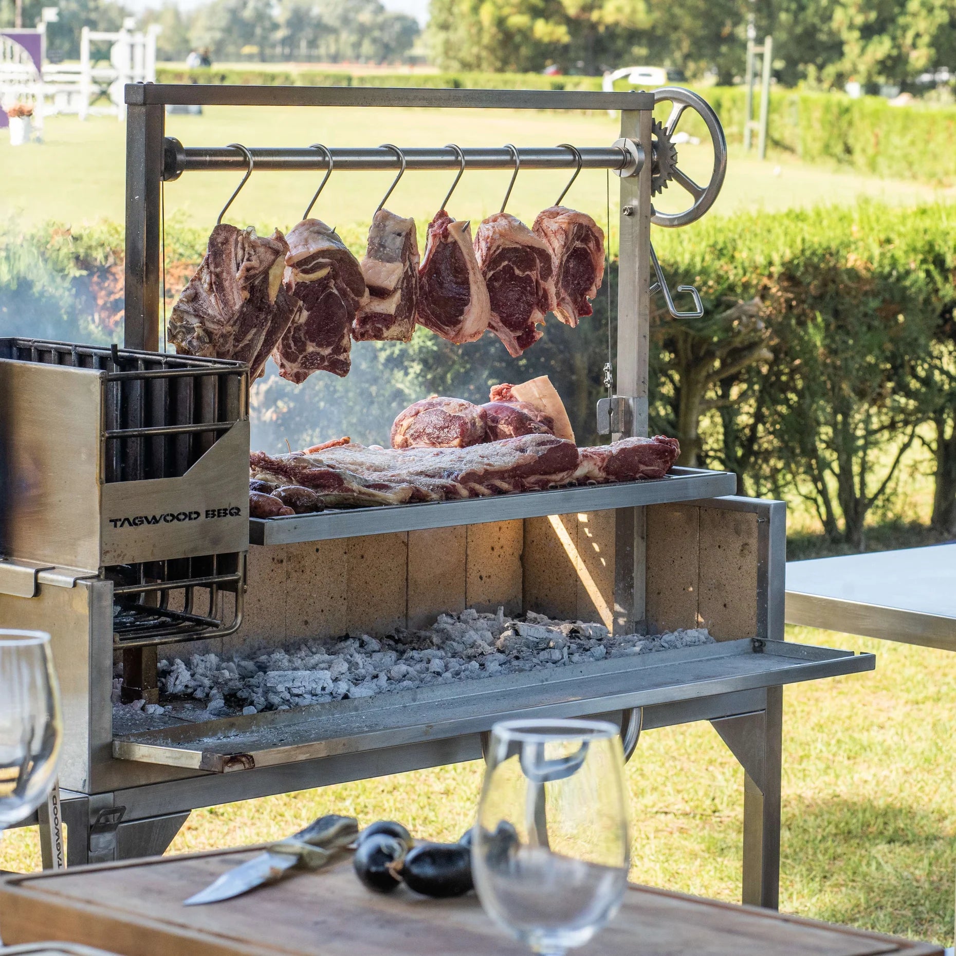 Tagwood Freestanding Stainless Steel Santa Maria Grill
